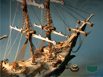 Puzzle 3D bois Bateau pirate à voile en couleur